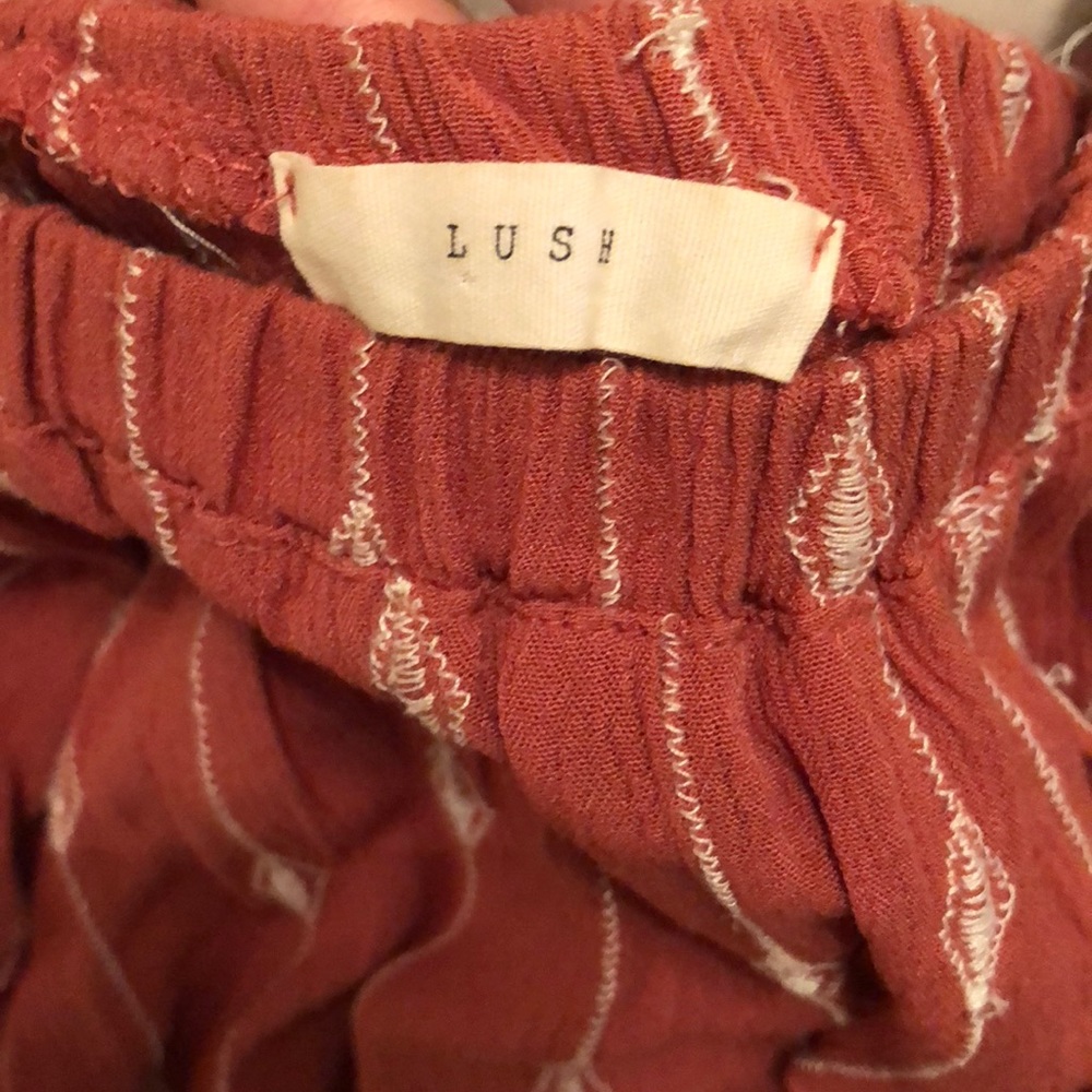 Top - Picture 2 of 2